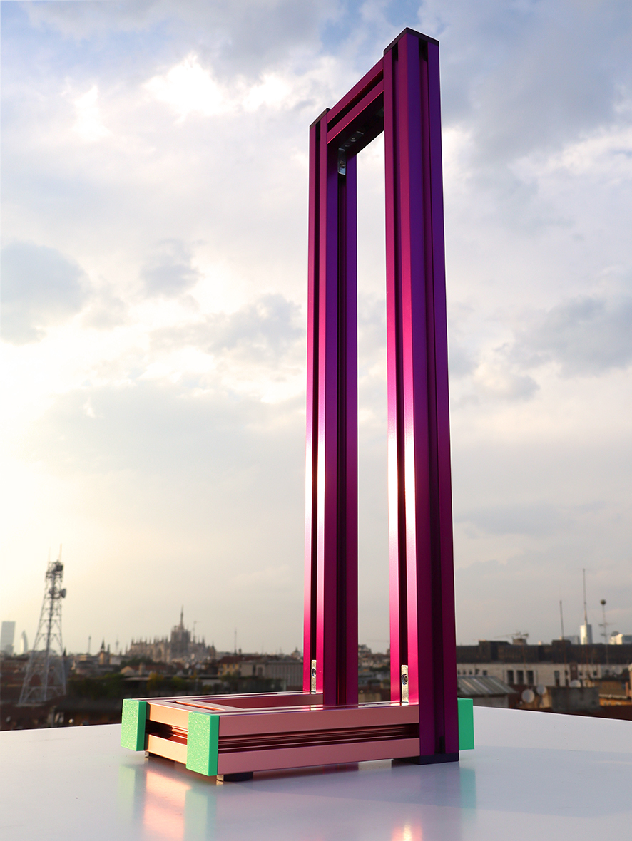 Torre Luce Viola - Image 3