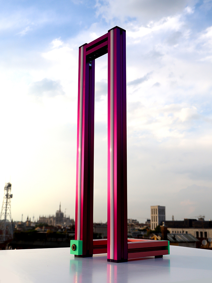 Torre Luce Viola - Image 2